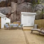 Idylliske Nordbyen - Brygga I تُنسبارغ