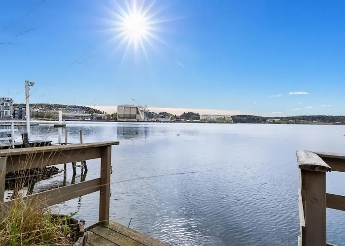 Idylliske Nordbyen - Brygga I Villa *