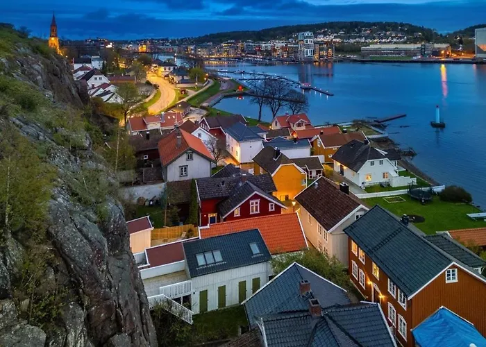 Idylliske Nordbyen - Brygga I Villa Tønsberg
