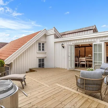 Idylliske Nordbyen - Brygga I