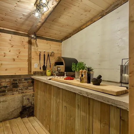 Idylliske Nordbyen - Brygga I Villa *