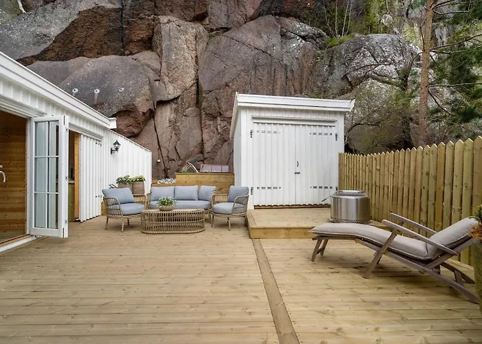 Idylliske Nordbyen - Brygga I Tønsberg